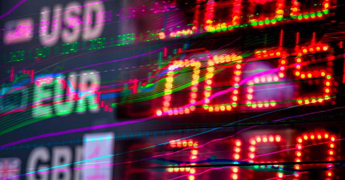 How Currency Exchange Rates Work (and How to Convert)