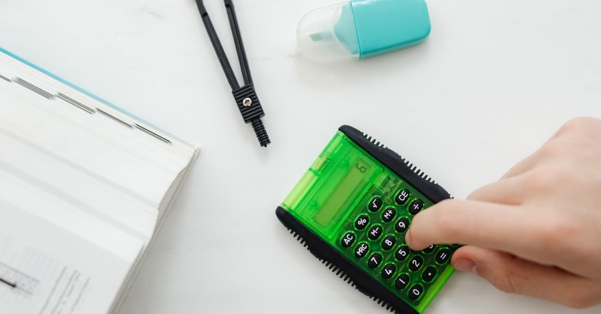 Calculating percentages with a calculator and notes