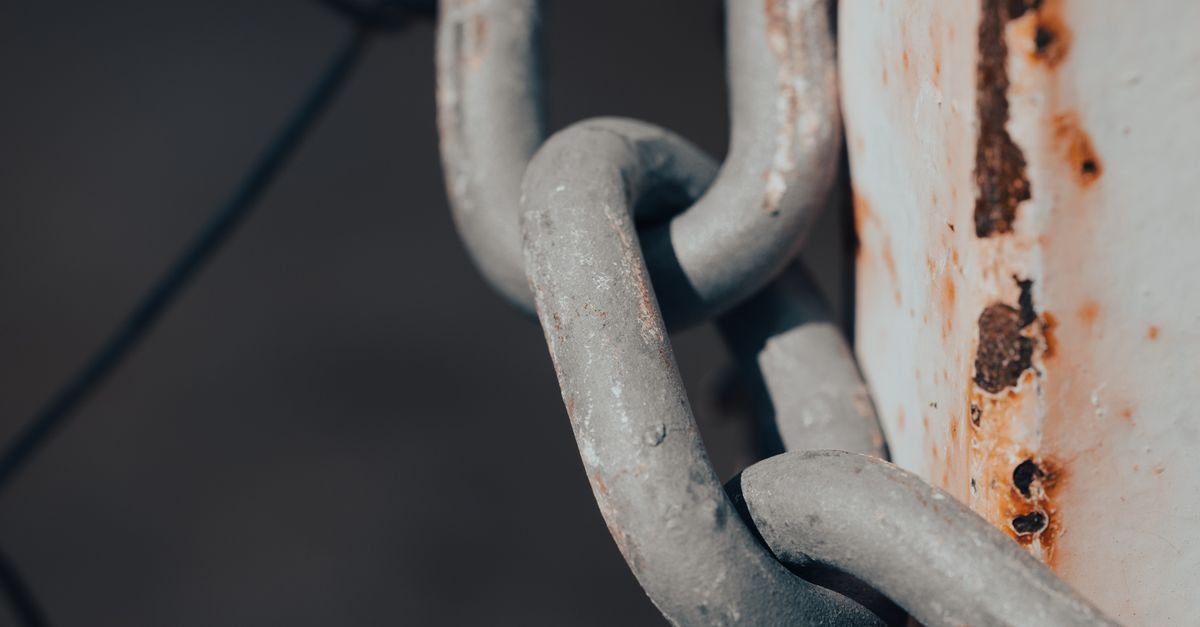 How to Find and Fix Broken Links on Your Site