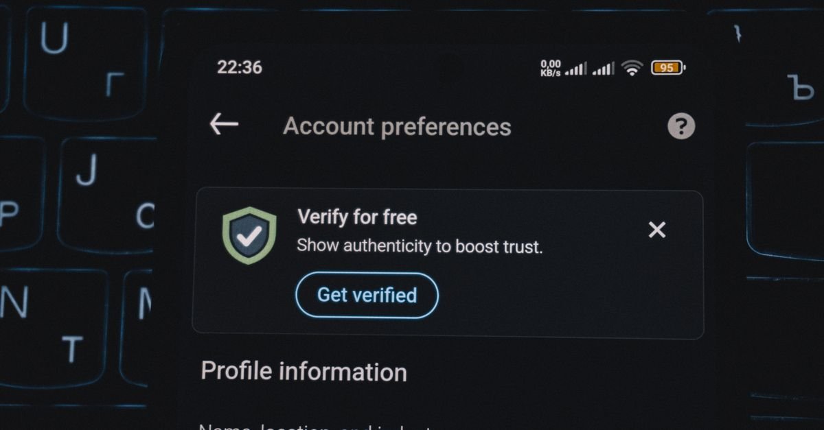 Two-factor authentication code on a smartphone